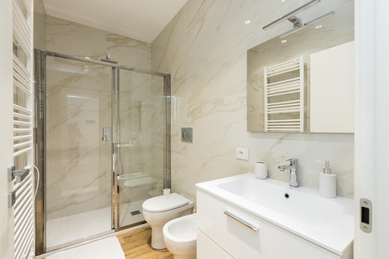 Magnoliaapartments - 18B Visconti Duomo Милано Екстериор снимка