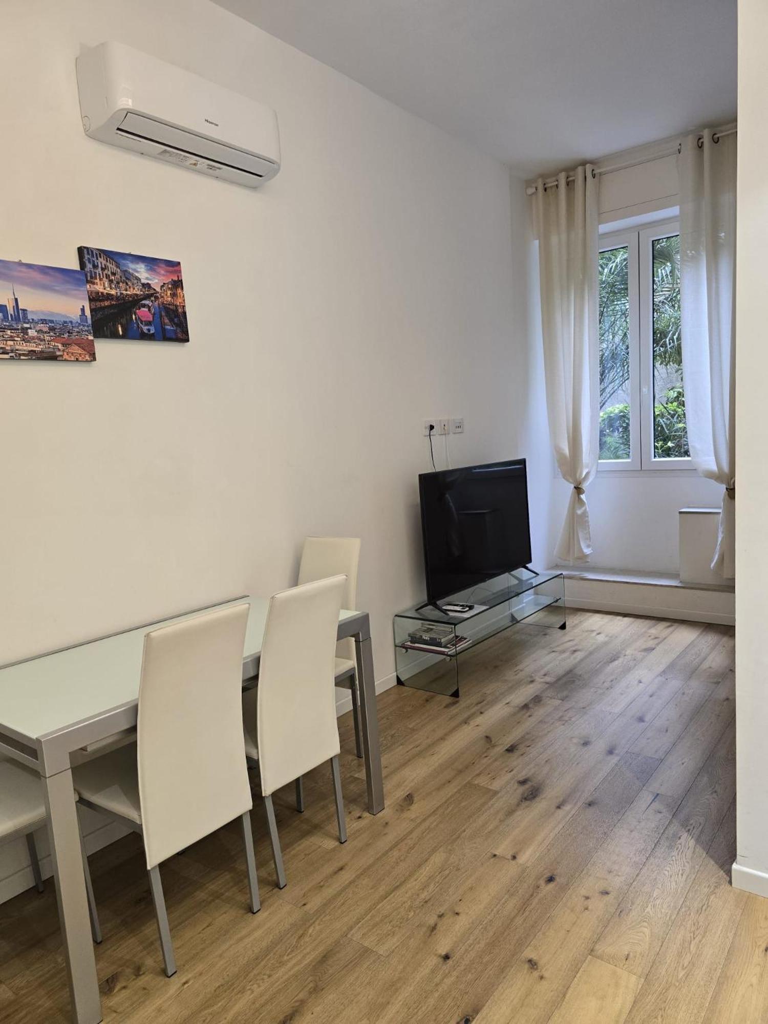 Magnoliaapartments - 18B Visconti Duomo Милано Екстериор снимка